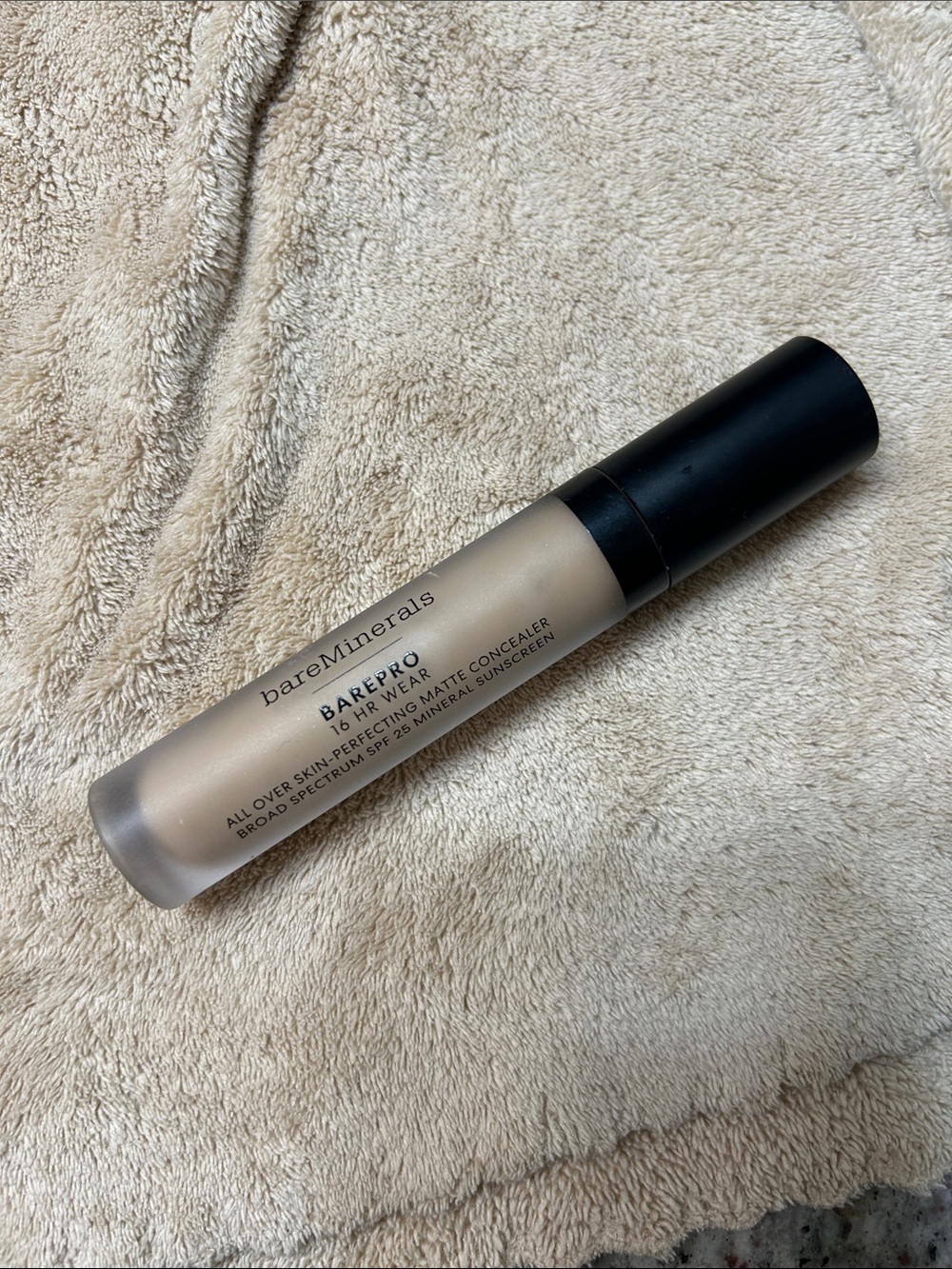 bareMinerals BarePRO Matte Concealer - Light Beige with Black Cap